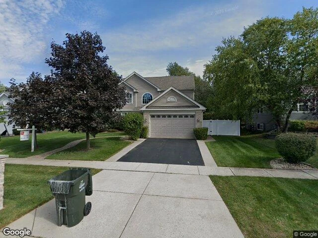 House image located at Carpentersville, IL 60110
