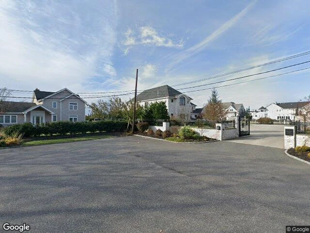 House image located at West Islip, NY 11795