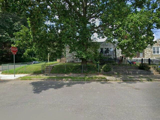 House image located at Philadelphia, PA 19152
