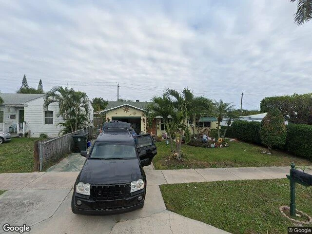 House image located at Lake Worth Beach, FL 33460