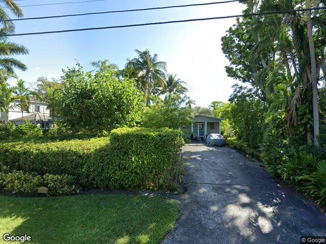 House image located at Miami, FL 33161