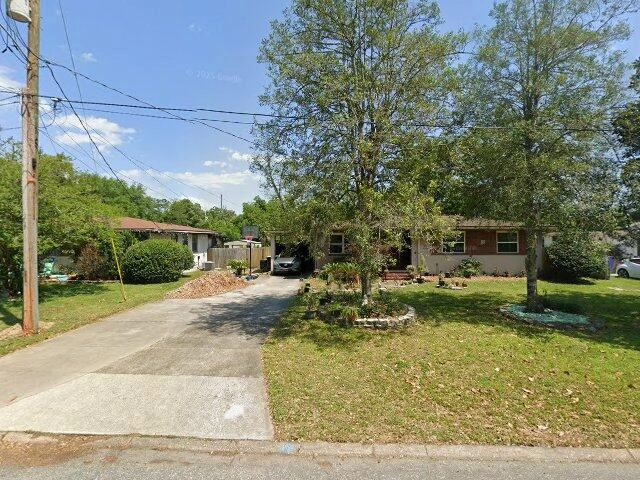 House image located at Jacksonville, FL 32210