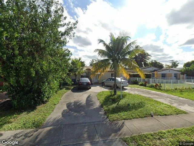 House image located at Miami, FL 33162