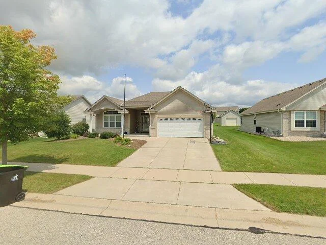 House image located at Hartford, WI 53027