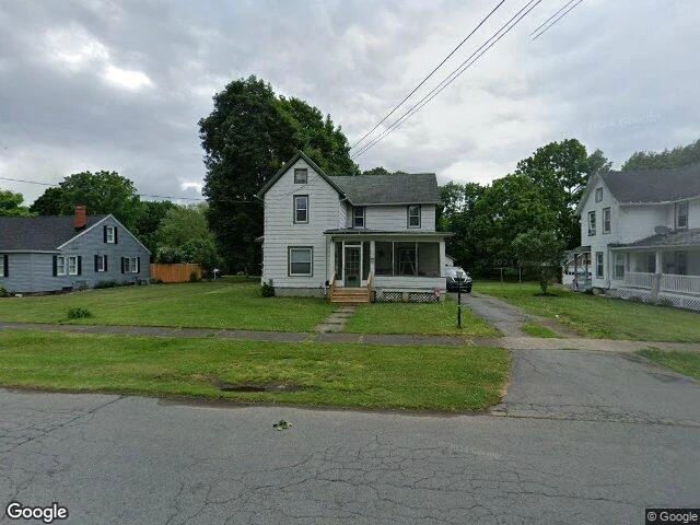 House image located at Newark, NY 14513