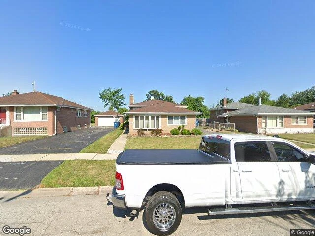 House image located at South Holland, IL 60473