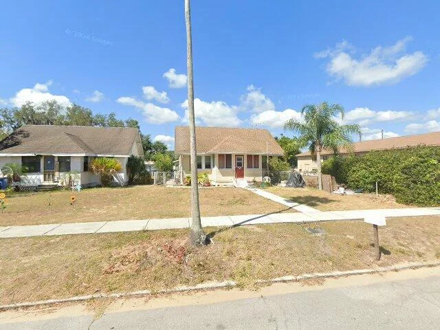 House image located at Sebring, FL 33870