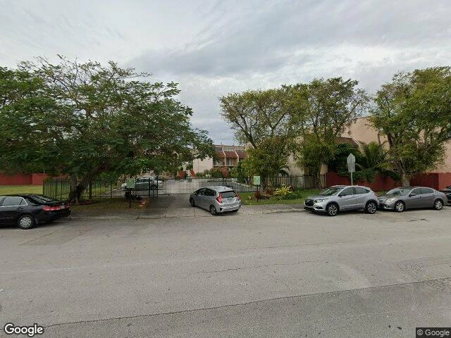 House image located at Miami, FL 33174