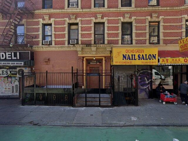 House image located at New York, NY 10002