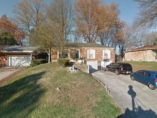 House image located at Louisville, KY 40216