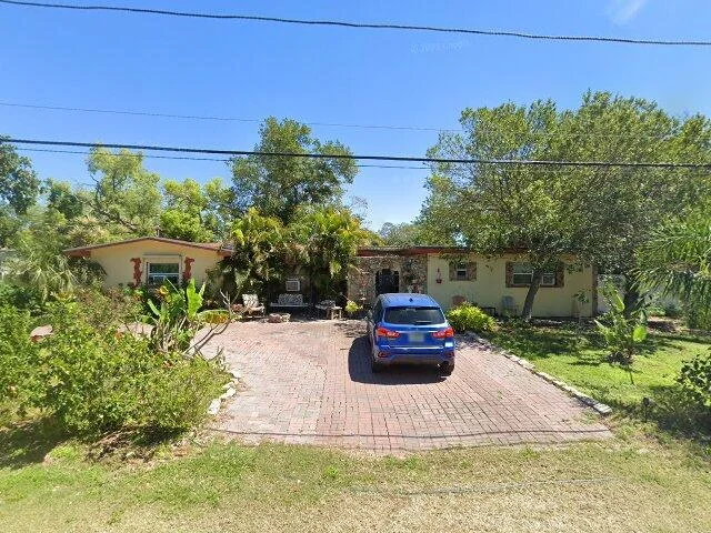 House image located at Saint Petersburg, FL 33708