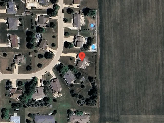 House image located at La Salle, IL 61301