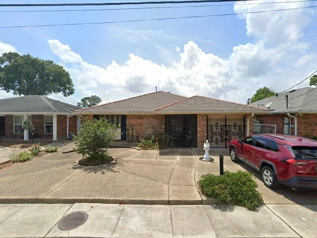 House image located at Jeffersonville, IN 47130