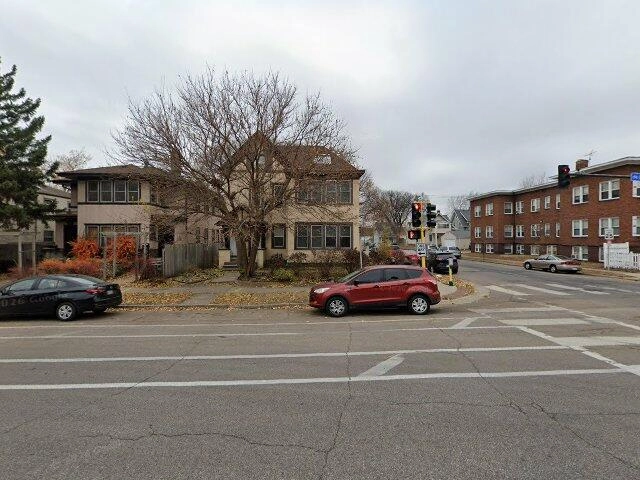 House image located at Minneapolis, MN 55407