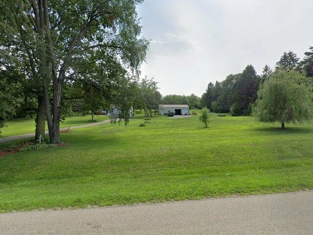 House image located at Freeport, IL 61032