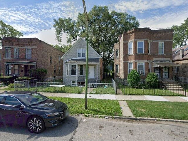 House image located at Chicago, IL 60628