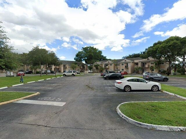 House image located at Hollywood, FL 33024