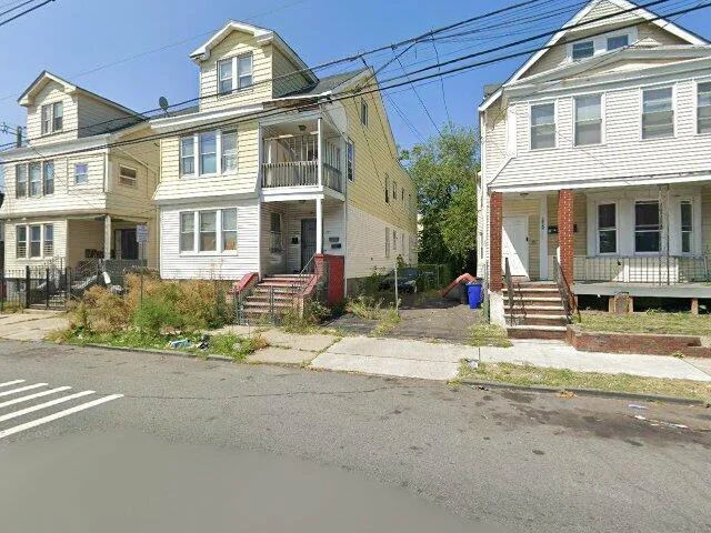 House image located at Newark, NJ 07112