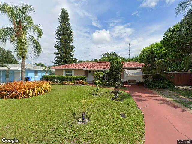 House image located at Saint Petersburg, FL 33713