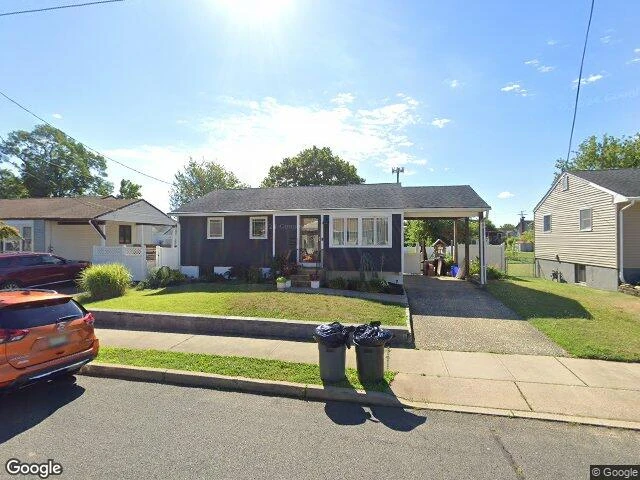 House image located at Keyport, NJ 07735