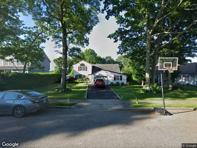 House image located at Islandia, NY 11749