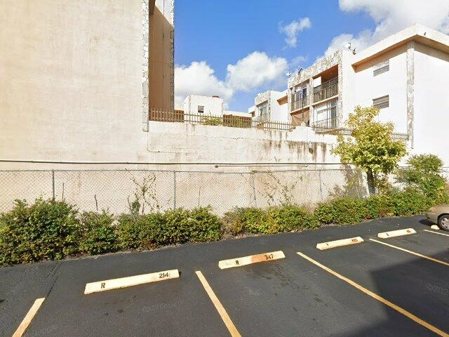 House image located at Hialeah, FL 33012