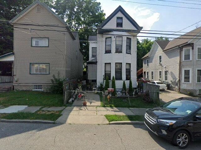 House image located at Cincinnati, OH 45205