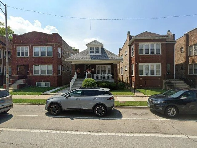 House image located at Chicago, IL 60620