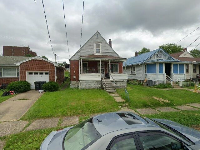 House image located at Springdale, PA 15144