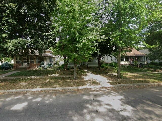 House image located at Independence, IA 50644