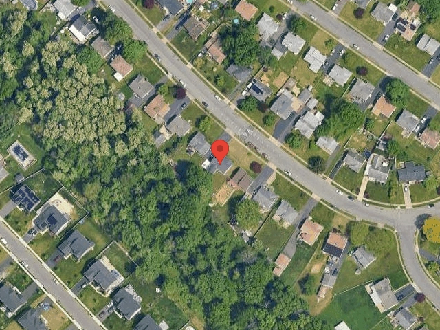 House image located at Lindenhurst, NY 11757