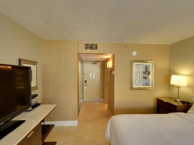 House image located at Miami, FL 33132