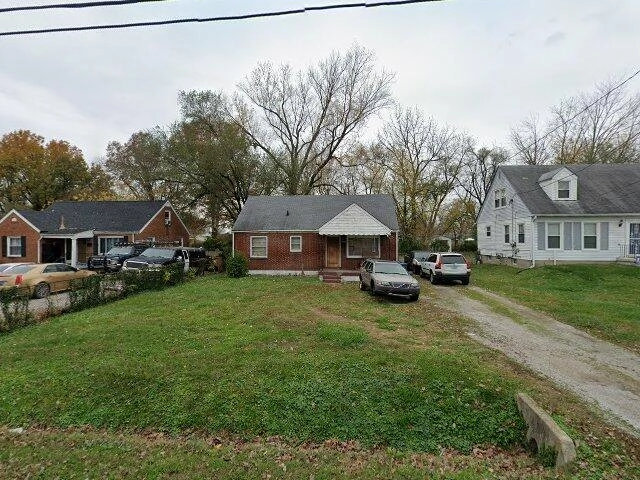 House image located at Louisville, KY 40213
