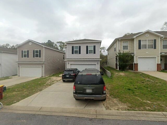 House image located at Crestview, FL 32536