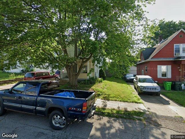 House image located at Barberton, OH 44203