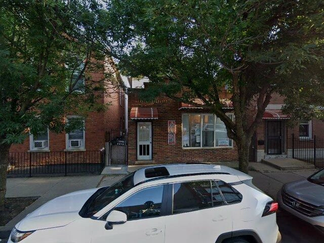 House image located at Chicago, IL 60616