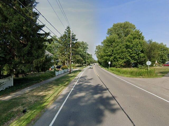 House image located at Commerce Township, MI 48382