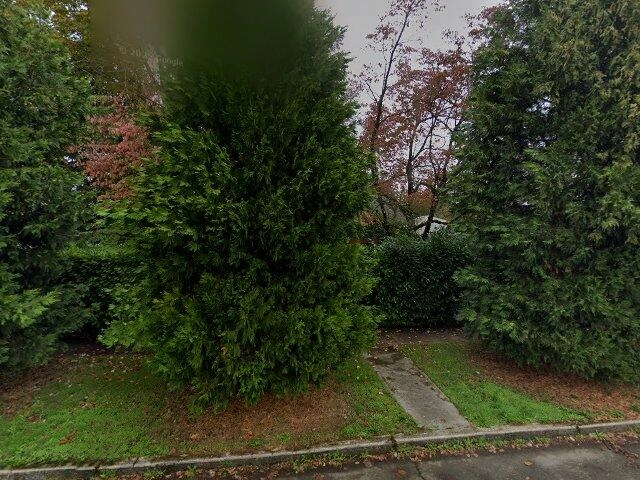 House image located at Portland, OR 97203