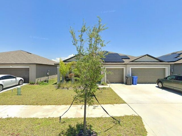 House image located at Ruskin, FL 33570