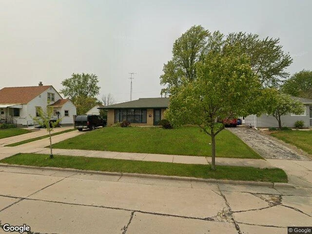 House image located at Racine, WI 53405