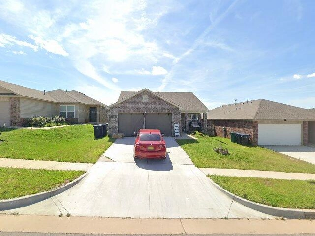 House image located at Yukon, OK 73099