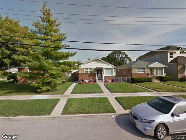 House image located at Bellwood, IL 60104