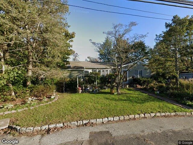 House image located at Bay Shore, NY 11706