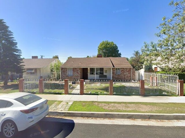 House image located at Northridge, CA 91325