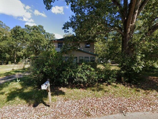 House image located at Moss Point, MS 39563