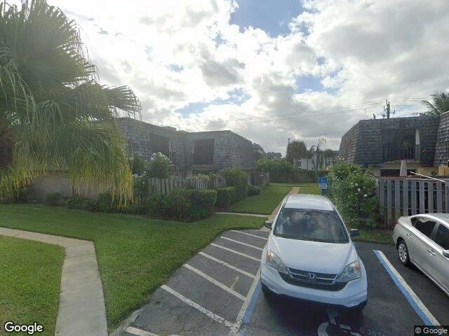 House image located at Lake Worth, FL 33461