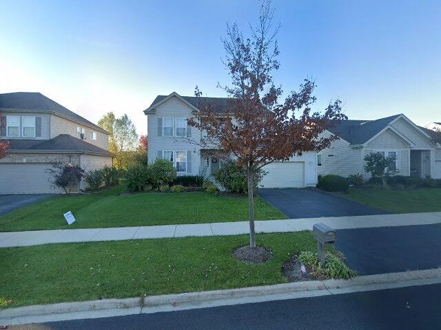 House image located at Aurora, IL 60503