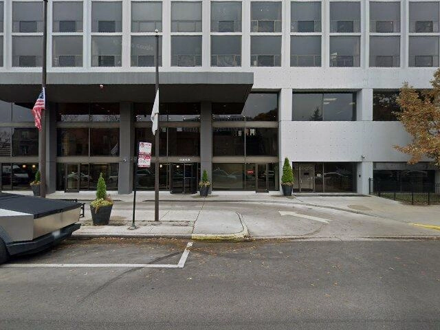 House image located at Chicago, IL 60613