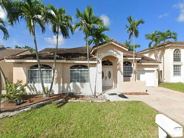 House image located at Miami, FL 33185