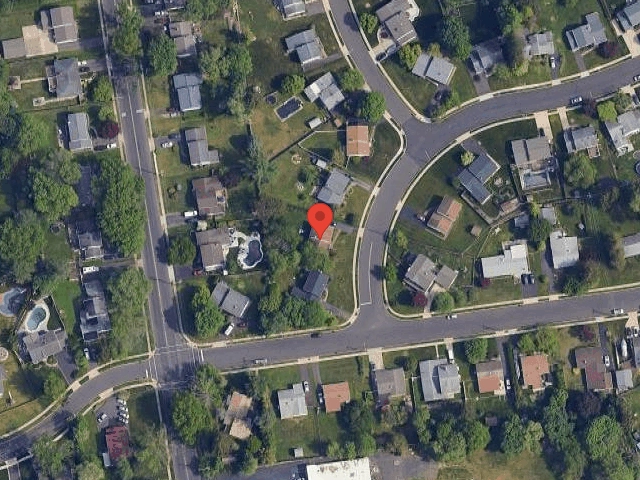 House image located at Crestview, FL 32536
